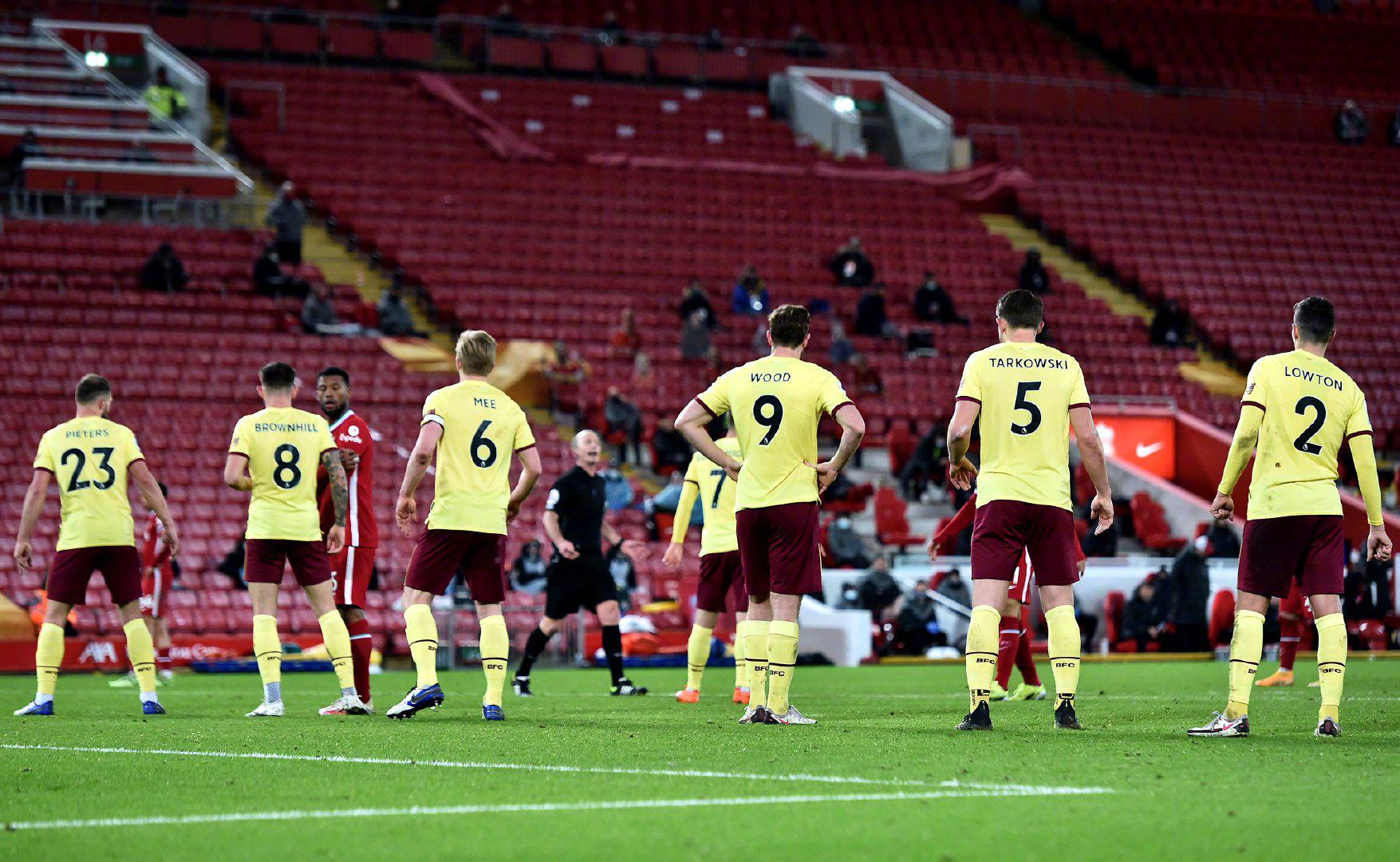 题的高度关 题的高度关