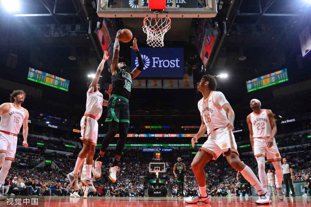 使比分逐渐 使比分逐渐